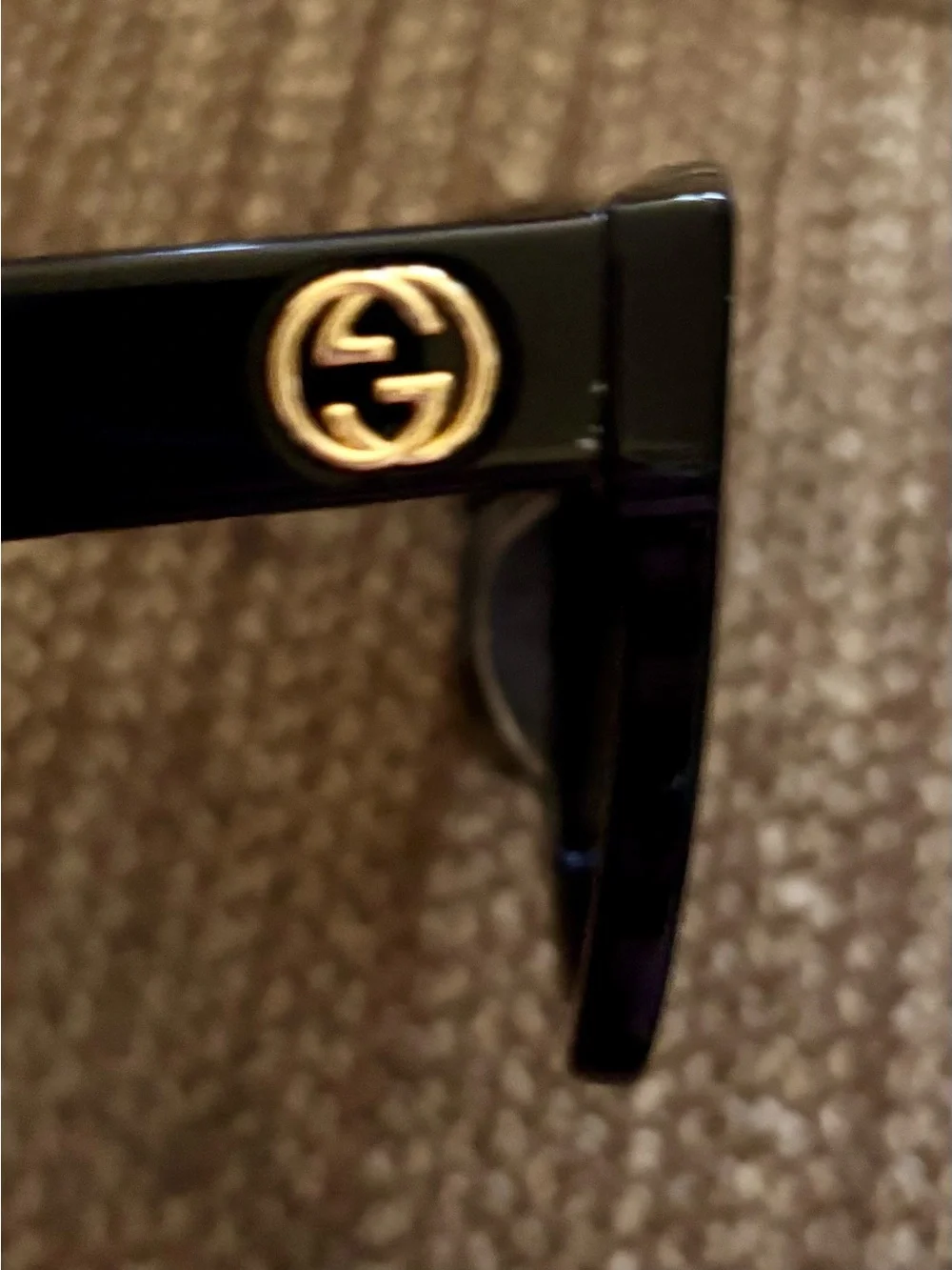 Gucci Black Round Sunglasses with Dark Lenses - Picture 4 of 7
